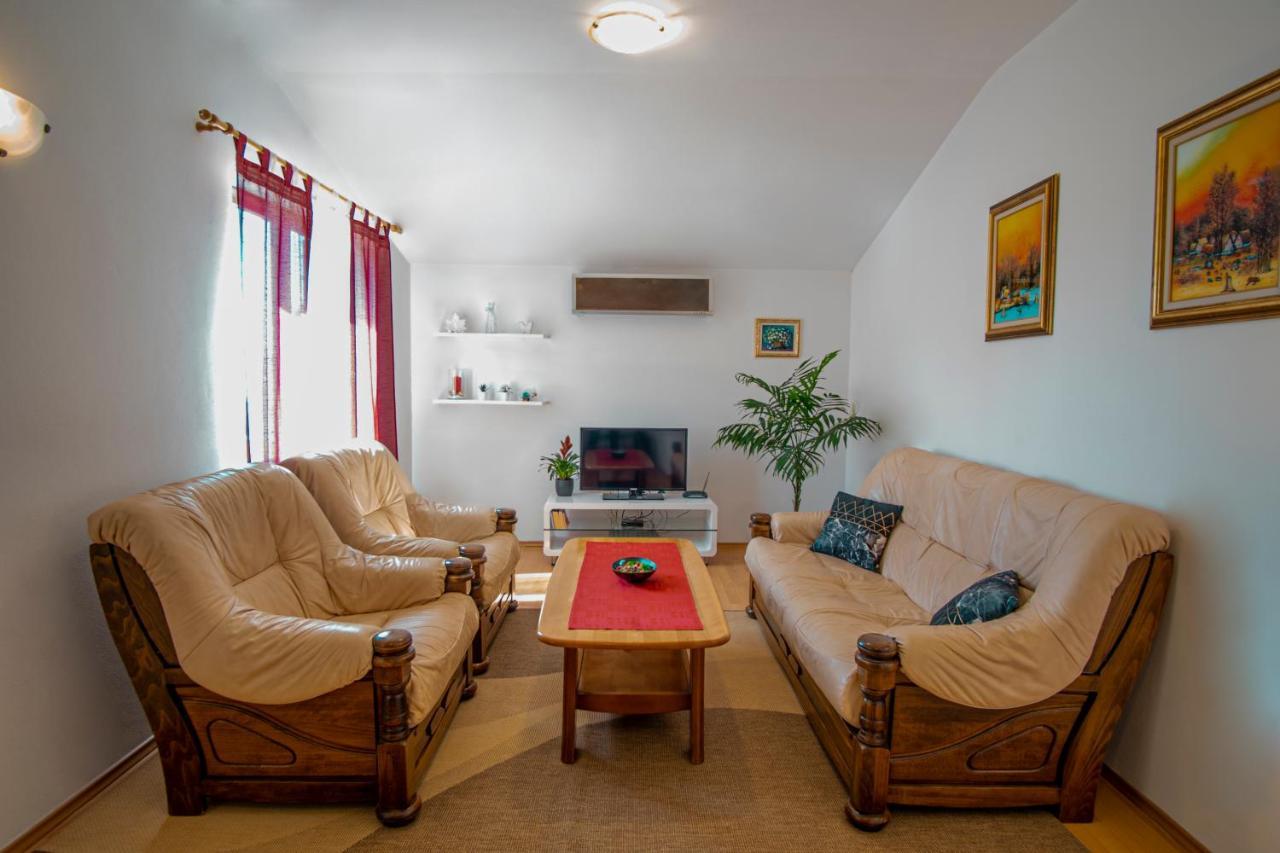 Apartman Luka Fažana Kültér fotó