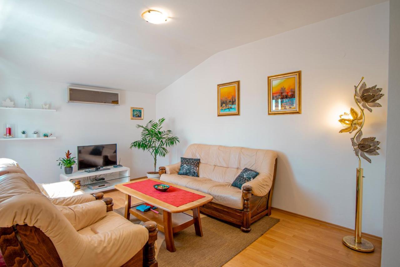 Apartman Luka Fažana Kültér fotó